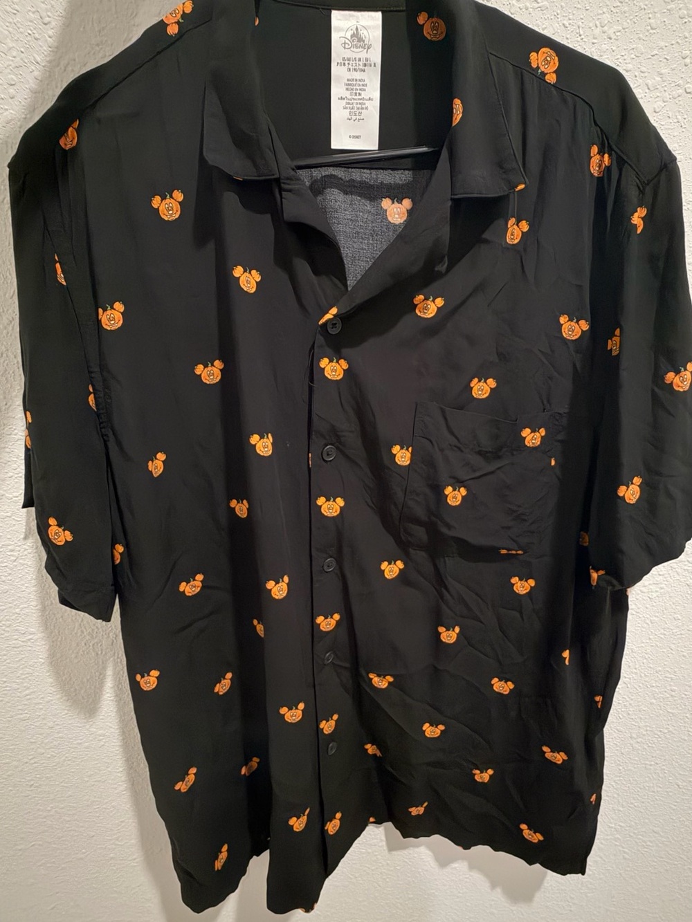 Mickey Mouse Halloween Button Down Shirt for Adults size large NWOT